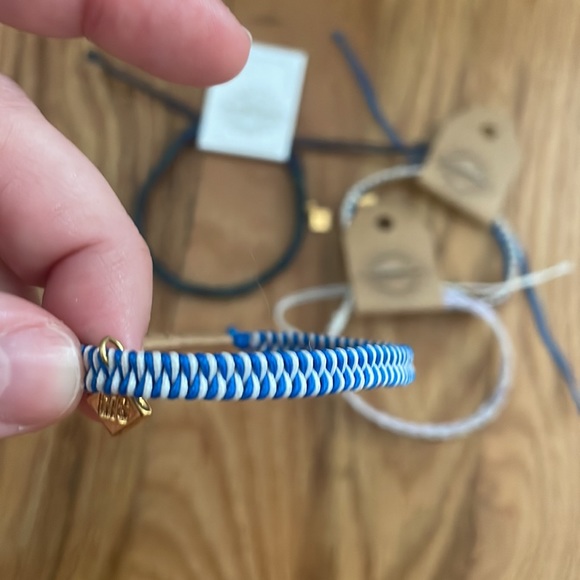 Bundle of handcrafted adjustable bracelets - Picture 3 of 6